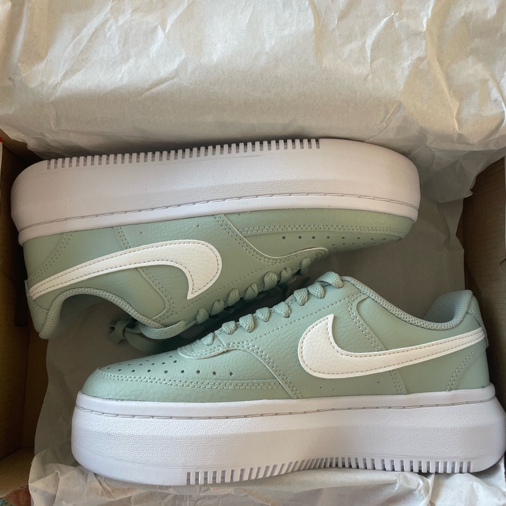 Nike seafoam court vision